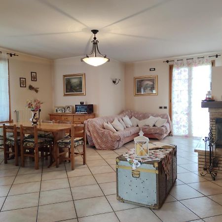 Apartamento Relax In Collina A Due Passi Dal Mare Torriana Exterior foto