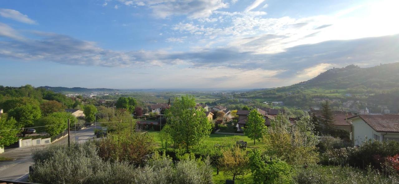 Apartamento Relax In Collina A Due Passi Dal Mare Torriana Exterior foto